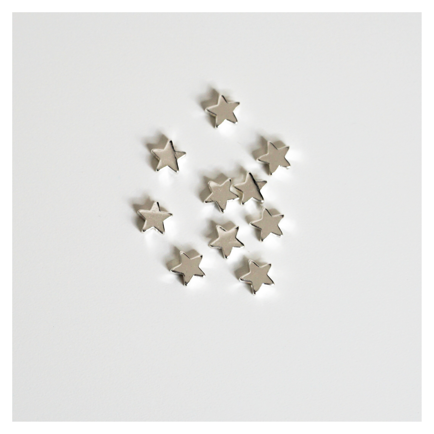 1.5mm Brass Star Loc Beads - 10 Pieces